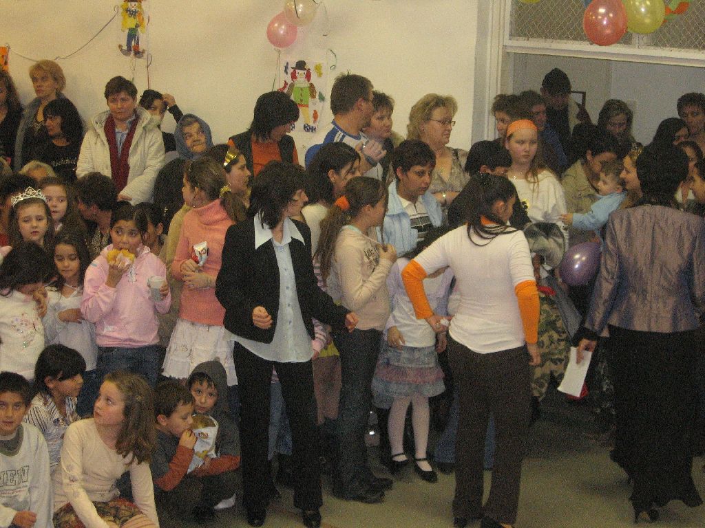 Farsang 136